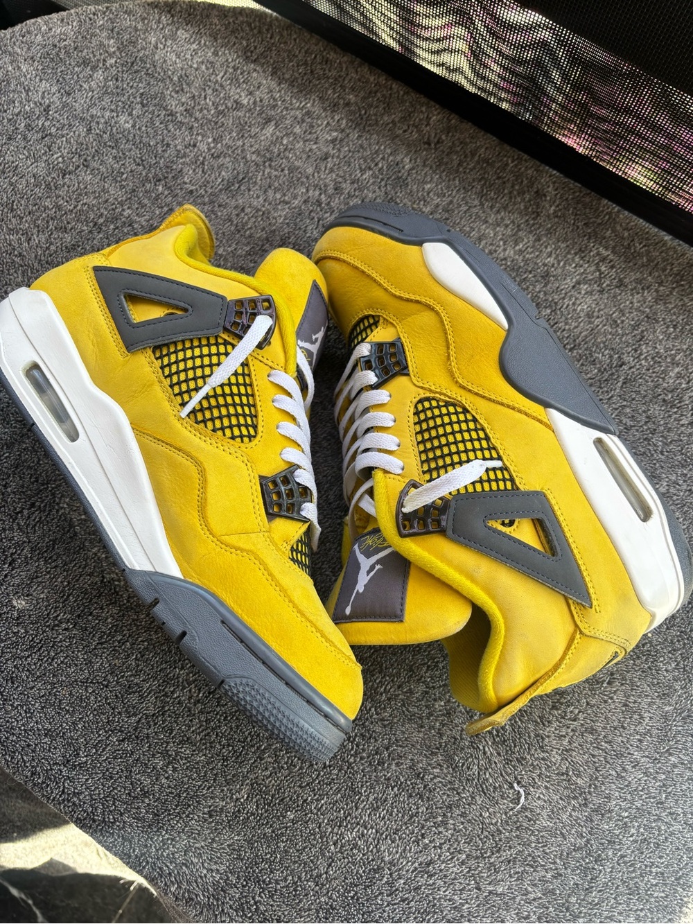 Jordan Men's Yellow and Grey Retro 4 Sneakers